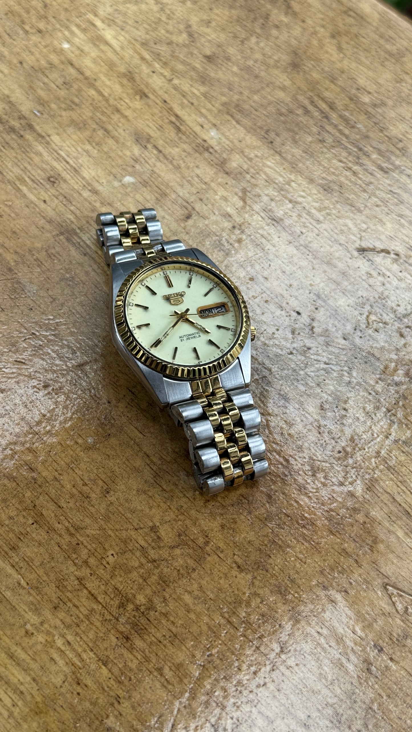 Pre Owned Vintage Seiko 5 (Full Lume Dial)