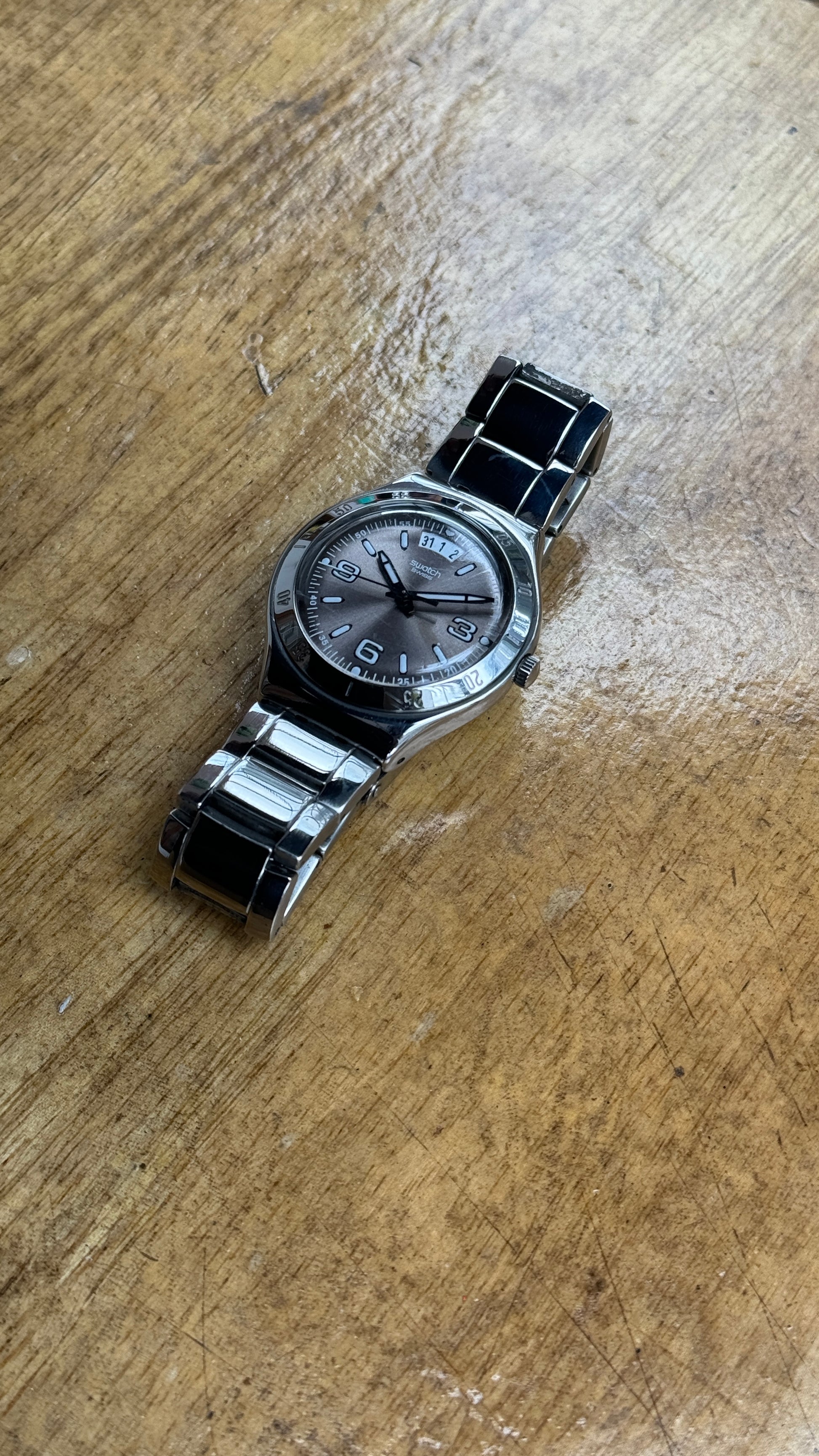 Pre Owned Swatch Irony Quartz Watch – THEWATCHPROJECTS