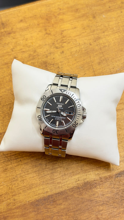 Pre Owned Seiko 5 Sports Automatic
