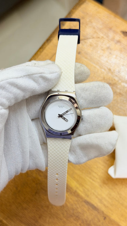 Pre Owned Swatch unisex Quartz Watch