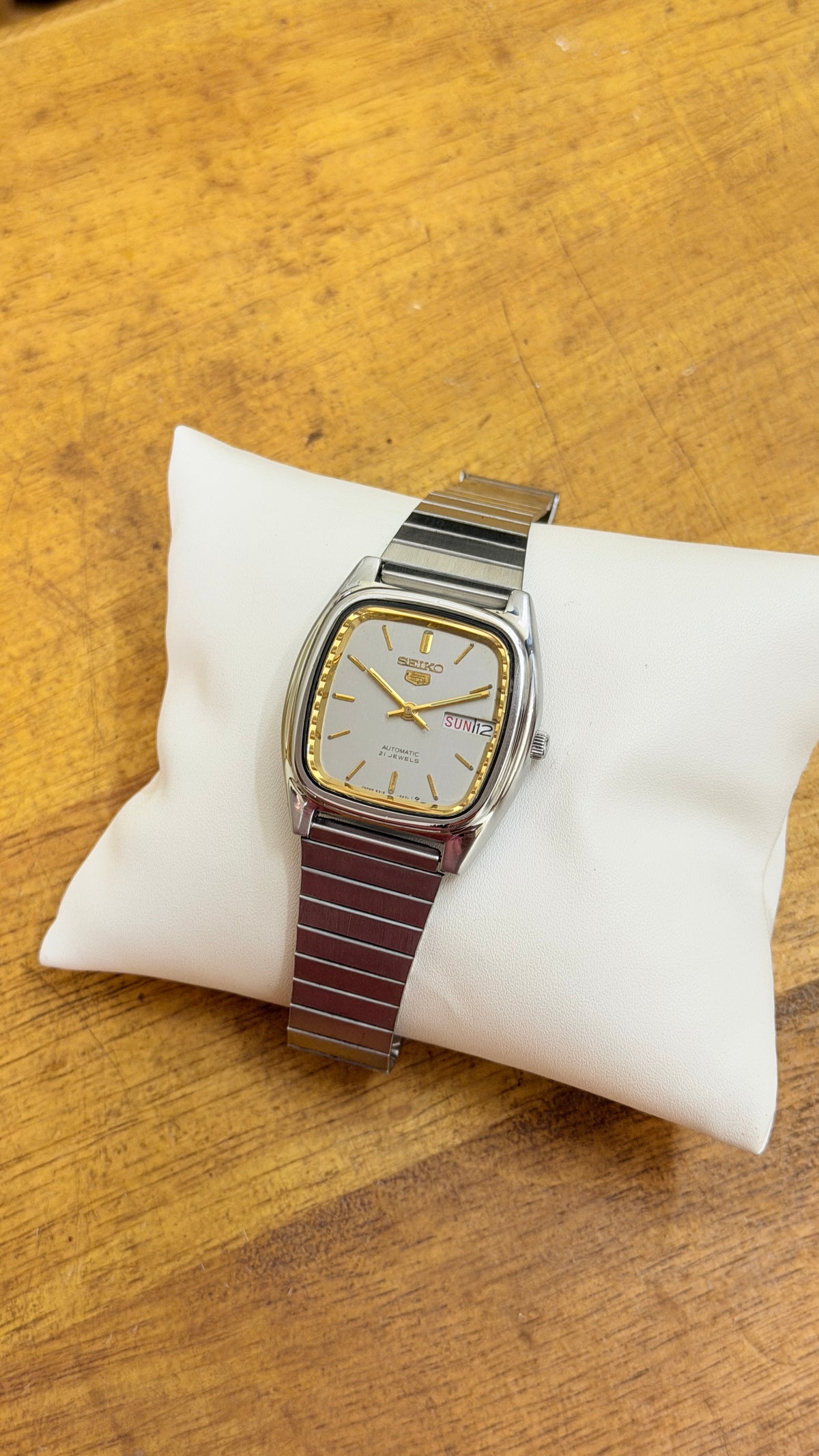 Preowned Vintage Seiko 5 Automatic
