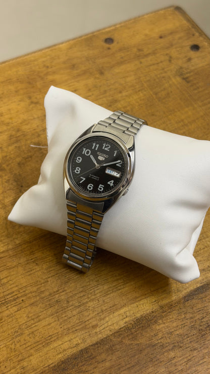 Preowned Vintage Seiko 5 Automatic