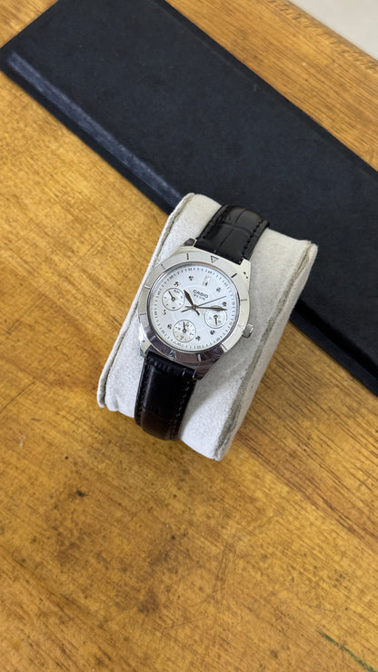 Pre Owned Casio Ladies Multifunction Watch