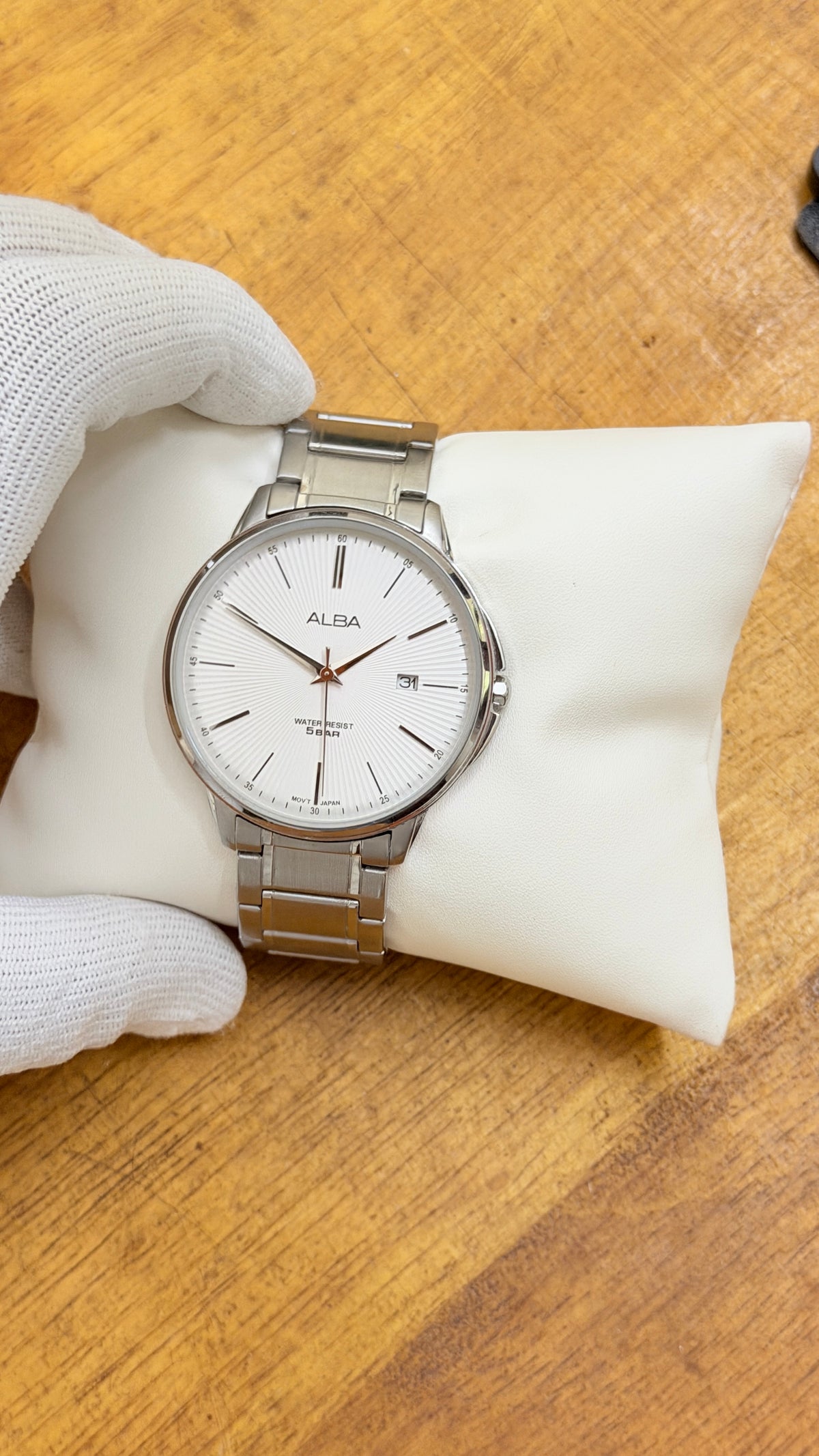 PreOwned Alba Quartz Watch
