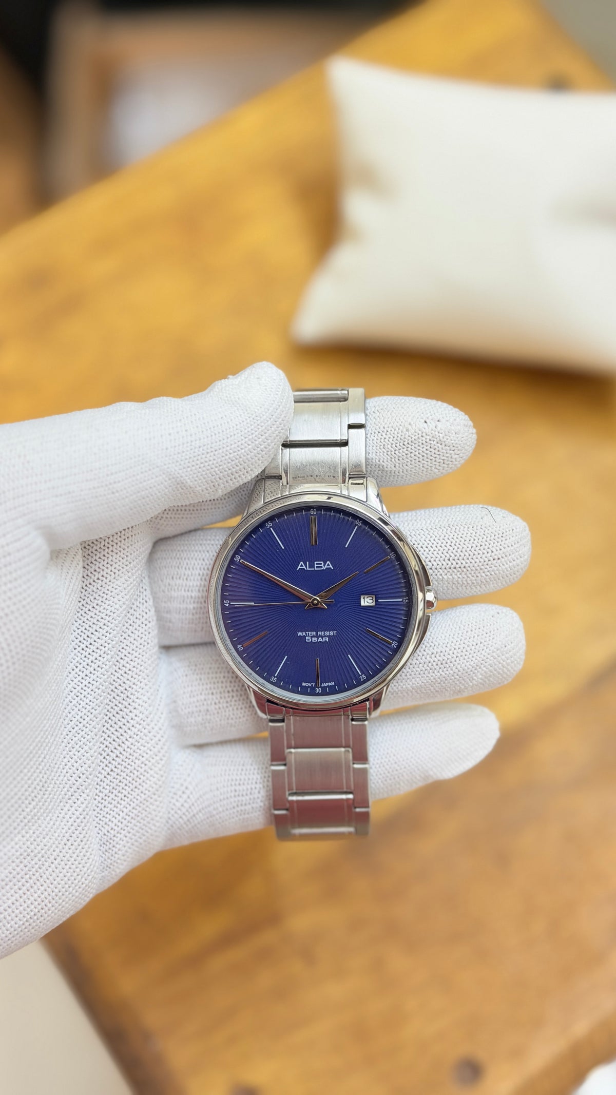 PreOwned Alba Quartz Watch