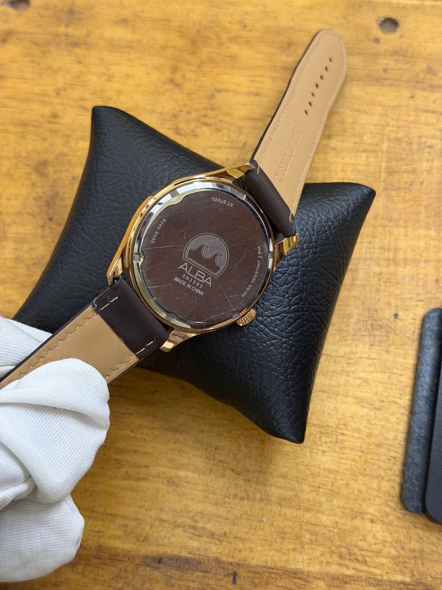 PreOwned Alba Quartz Watch
