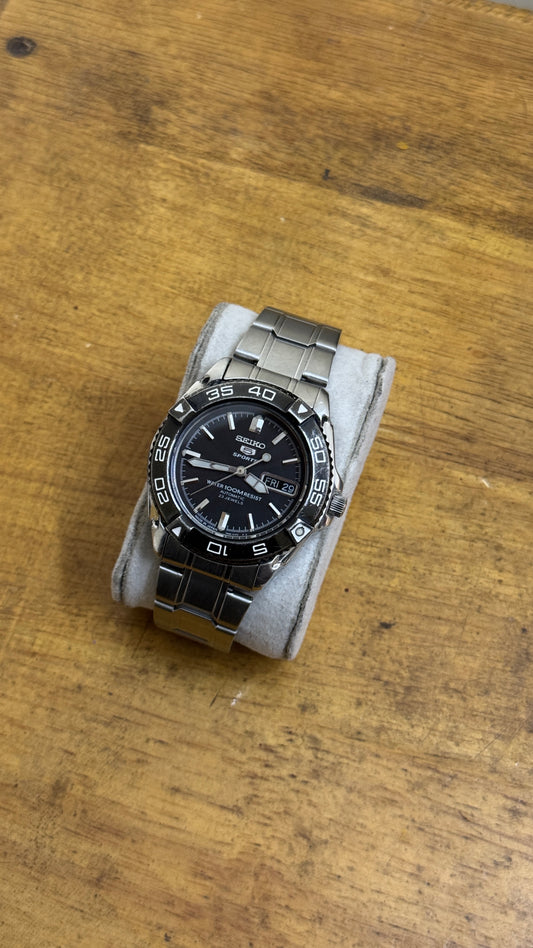 Pre Owned Seiko 5 Sports Automatic