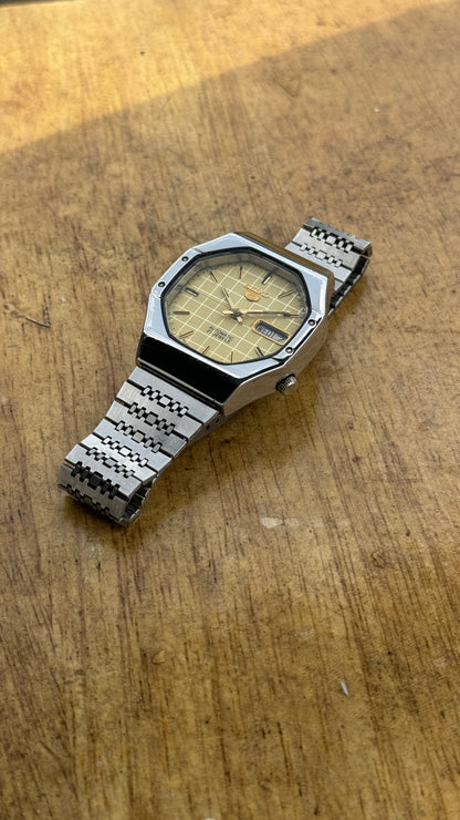 Vintage Seiko 5 Automatic