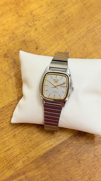 Preowned Vintage Seiko 5 Automatic