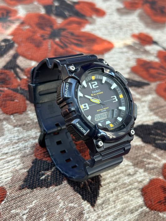 Pre Owned CASIO Youth ( AQ-S810W-2AVDF)