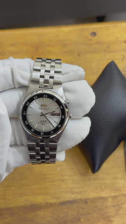 Pre Owned Vintage Orient 3 Star Crystal - Automatic