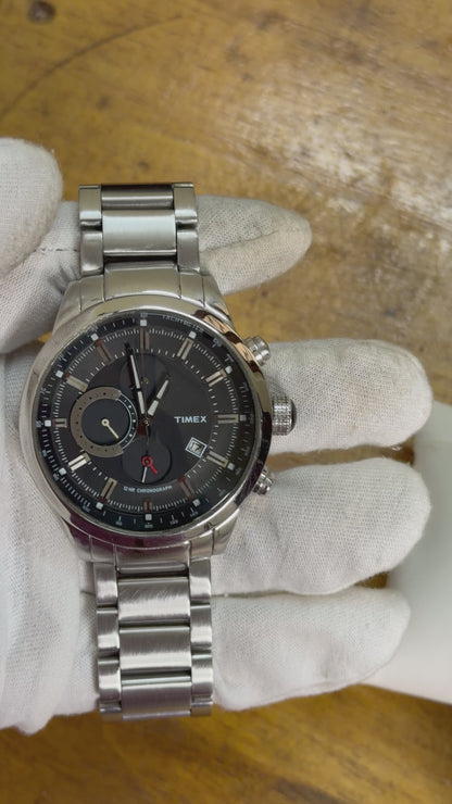 Pre Owned Timex Chronograph Watch